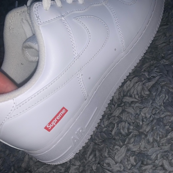 Supreme Nike forces ones - Picture 4 of 8